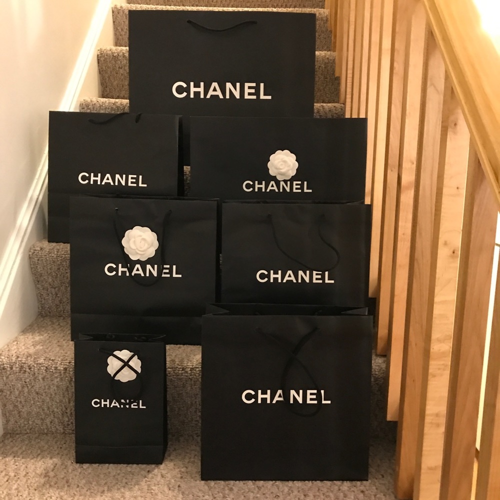 7 different size chanel shopping bags 🛍